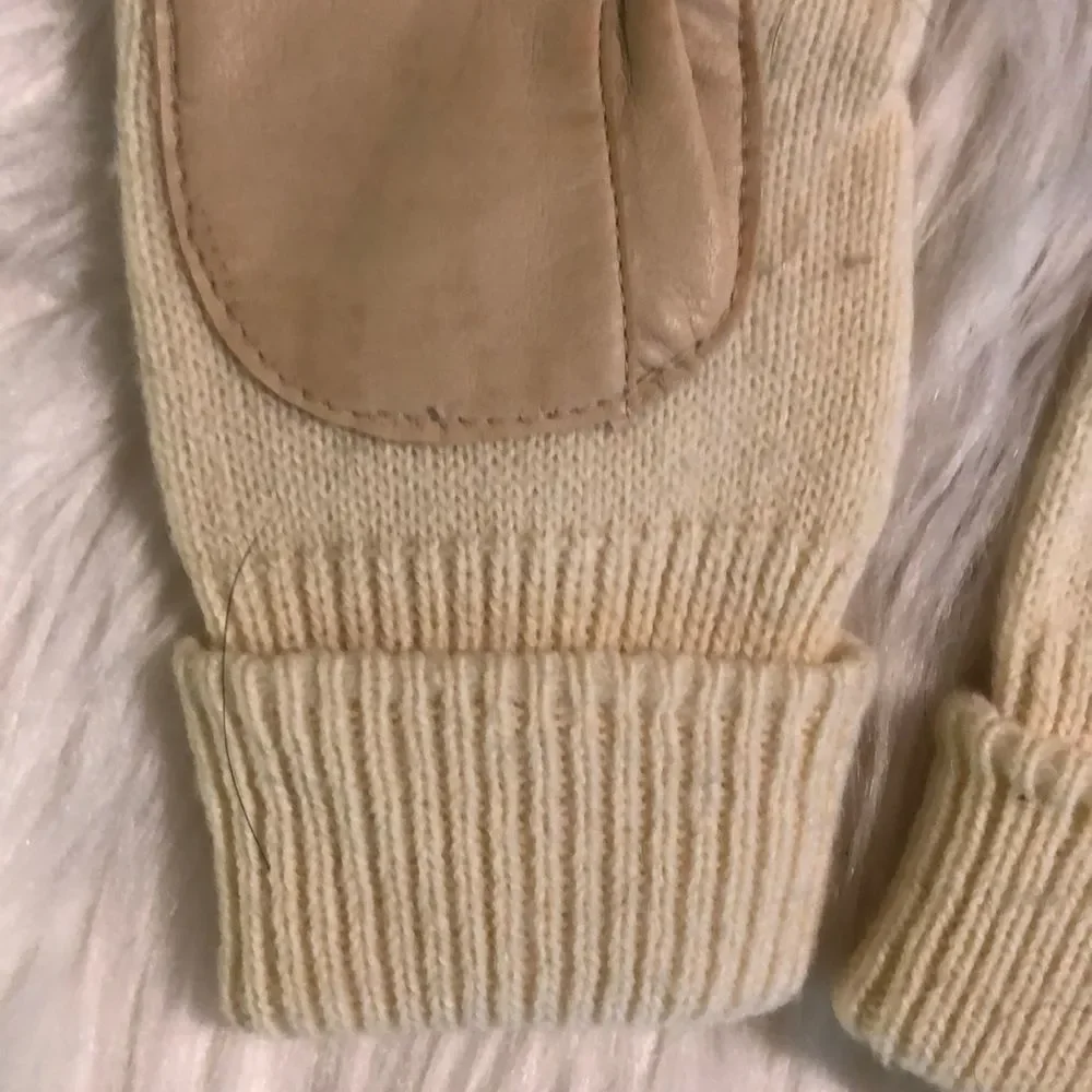 Ladies Vintage Knit Gloves Faux Leather Palms